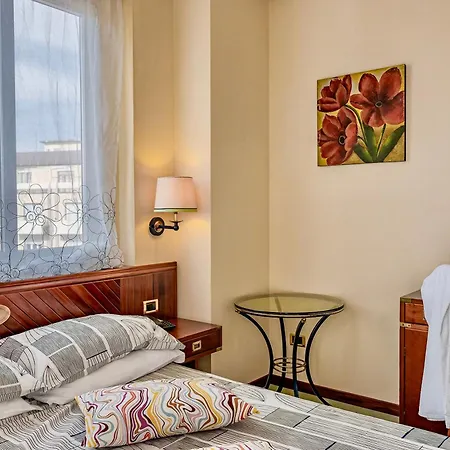 Isa-hotel In Cecina Just 100 Mt From The Sea Hotel Marina di Cecina